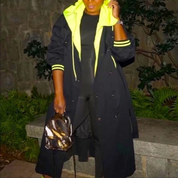 Hoodie trench coat - Picture 3 of 5